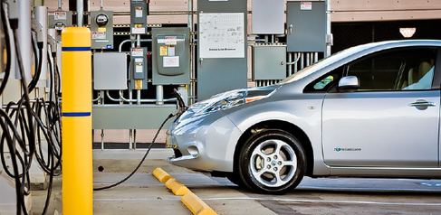 RESEARCH HIGHLIGHT - Machine learning algorithm predicts how to get the most out of electric vehicle batteries