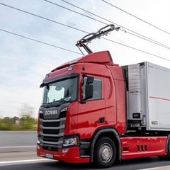 Electric roads will help cut UK road freight emissions - Centre for Sustainable Road Freight team has proposed that building an 'electric road system' could be used to decarbonise 65% of UK lorry kilometres travelled by 2040. 