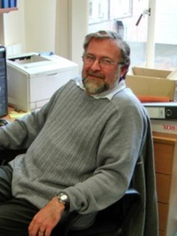 Dr Hugh Shercliff