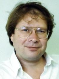 Dr. Glenn  Vinnicombe